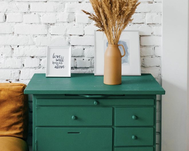 image of a drawer with a vase on it